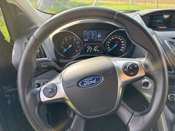 2014 Ford Kuga II, чёрный, 1750000 рублей - вид 6