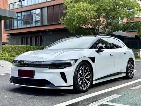 2025 Zeekr 007 GT 100 kWh, белый, 5653000 рублей, вид 1
