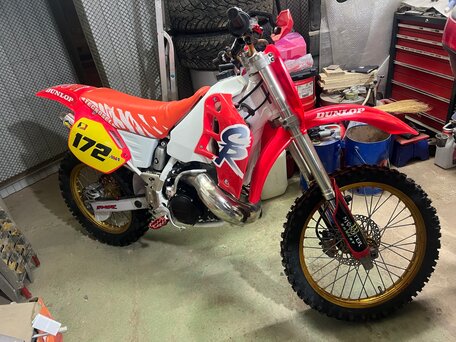 1993 Honda CR 500, красный, 1250000 рублей, вид 2