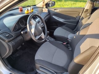 2014 Hyundai Solaris I, серебристый, 1150000 рублей, вид 5