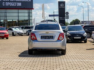 2013 Chevrolet Aveo II, серебристый, 695000 рублей, вид 5