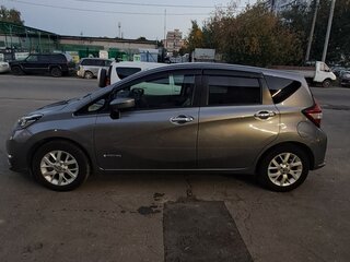 2018 Nissan Note e-Power II Рестайлинг, серый, 1100000 рублей, вид 5