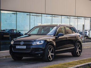 2014 Volkswagen Touareg II, чёрный, 1769000 рублей, вид 3