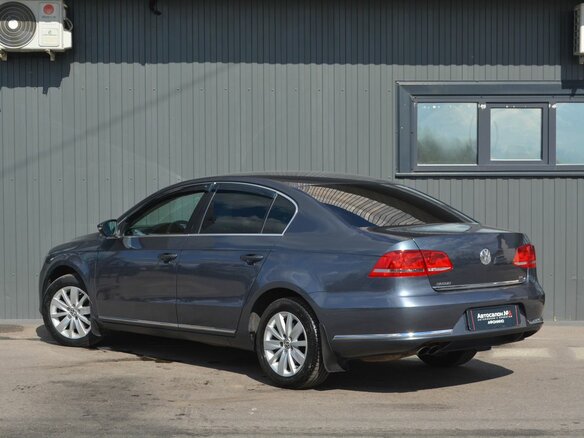 2011 Volkswagen Passat B7, серый, 879888 рублей - вид 6