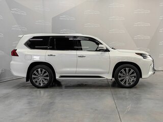 2016 Lexus LX 570 III Рестайлинг 2, белый, 8100000 рублей, вид 5