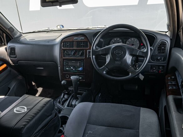 1998 Nissan Terrano II Рестайлинг, синий, 875000 рублей - вид 5