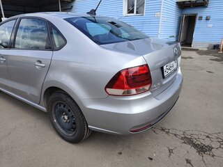 2019 Volkswagen Polo V Рестайлинг, серебристый, 640000 рублей, вид 3