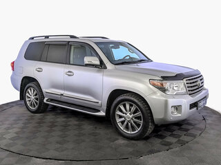 2013 Toyota Land Cruiser 200 Series Рестайлинг 1, серый, 3800000 рублей, вид 3