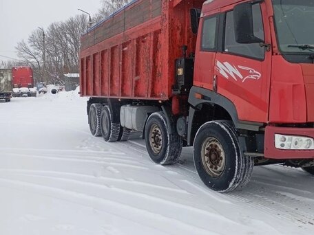 2008 FAW J5 CA3312, красный, 1500000 рублей, вид 3