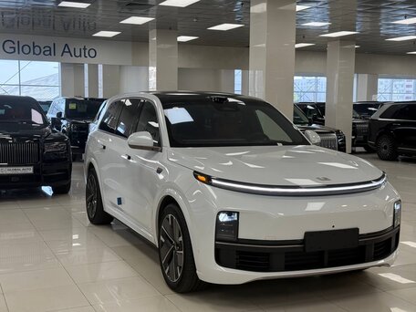 2025 Li Auto (Lixiang) L9 52.3 kWh I Рестайлинг, белый, 9100000 рублей, вид 3