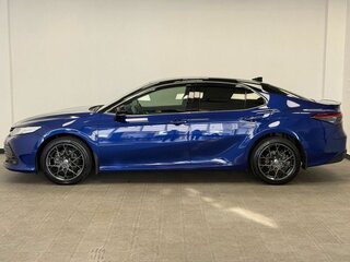 2021 Toyota Camry VIII (XV70) Рестайлинг, голубой, 3650000 рублей, вид 5