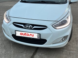 2014 Hyundai Solaris I, белый, 850000 рублей, вид 1