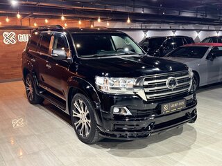 2016 Toyota Land Cruiser 200 Series Рестайлинг 2, чёрный, 5500000 рублей, вид 3