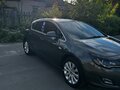2011 Opel Astra J, серый, 680000 рублей - вид 1