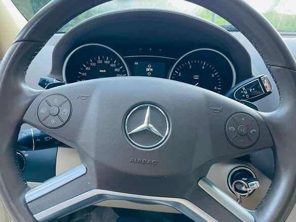 2010 Mercedes-Benz M-Класс 350 II (W164) Рестайлинг, чёрный - вид 9