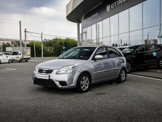 2011 Kia Rio II Рестайлинг, серебристый, 515000 рублей, вид 2