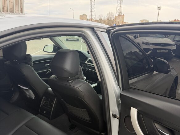 2018 BMW 3 серии 320i xDrive VI (F3x) Рестайлинг, серый, 2199999 рублей - вид 17