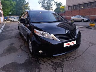 2011 Toyota Sienna III, чёрный, 1730000 рублей, вид 4
