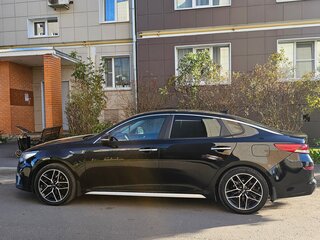 2019 Kia Optima IV Рестайлинг, чёрный, 1570000 рублей, вид 3