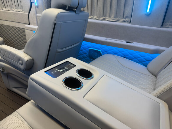 2026 Mercedes-Benz Sprinter, чёрный, 29990000 рублей - вид 9