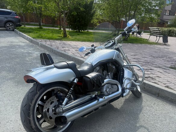 2009 Harley-Davidson V-Rod Muscle, серебристый, 1300000 рублей - вид 10
