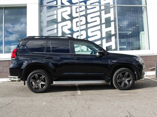 2018 Toyota Land Cruiser Prado 150 Series Рестайлинг 2, чёрный, 6199000 рублей, вид 5