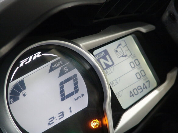 2013 Yamaha FJR1300, серый, 750000 рублей - вид 36