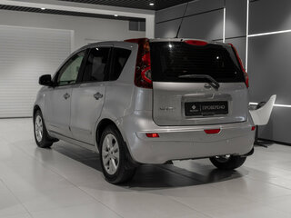 2011 Nissan Note I Рестайлинг, серый, 620000 рублей, вид 4