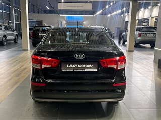 2015 Kia Rio III Рестайлинг, чёрный, 795000 рублей, вид 5