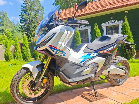 2026 Honda X-ADV, белый, 1689000 рублей, вид 5