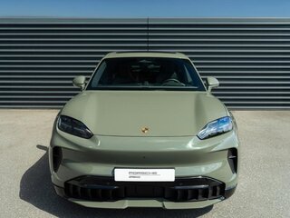 2026 Porsche Cayenne Electric Coupé IV, зелёный, 22330000 рублей, вид 3