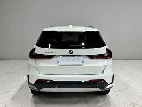 2023 BMW X1 Long 20Li sDrive III (U11/U12), белый, 3460000 рублей, вид 5