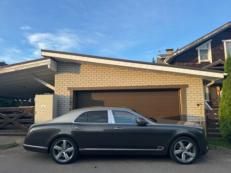 2017 Bentley Mulsanne Speed II Рестайлинг, серый, 22000000 рублей, вид 2