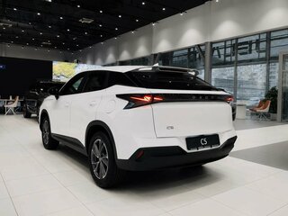 2026 Omoda C5 II, белый, 2399000 рублей, вид 4
