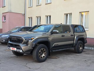 2024 Toyota Tacoma IV, зелёный, 7682132 рублей, вид 1