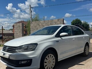 2018 Volkswagen Polo V Рестайлинг, белый, 1100000 рублей, вид 1