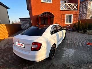 2018 Skoda Rapid I Рестайлинг, белый, 1115000 рублей, вид 2