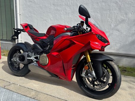 2025 Ducati Panigale V4, красный, 2547000 рублей, вид 1