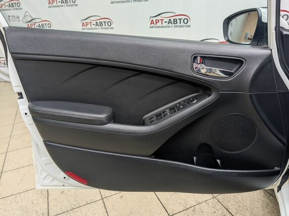 2013 Kia Cerato III, белый, 929000 рублей - вид 8