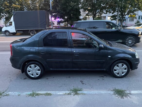 2010 Renault Logan I Рестайлинг, серый - вид 3