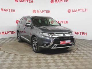 2019 Mitsubishi Outlander III Рестайлинг 3, серый, 2340000 рублей, вид 3
