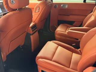 2023 Li Auto (Lixiang) L9 44.5 kWh I, чёрный, 6650000 рублей, вид 4