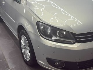 2012 Volkswagen Touran I Рестайлинг 2, серый, 900000 рублей, вид 1