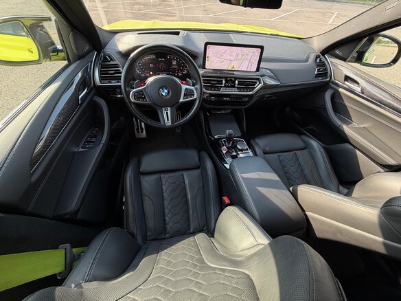 2022 BMW X4 M Competition I (F98) Рестайлинг, жёлтый, 8300000 рублей - вид 22