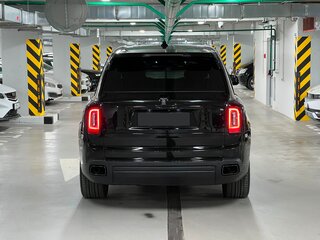 2020 Rolls-Royce Cullinan Black Badge I (Series I), чёрный, 39950000 рублей, вид 5
