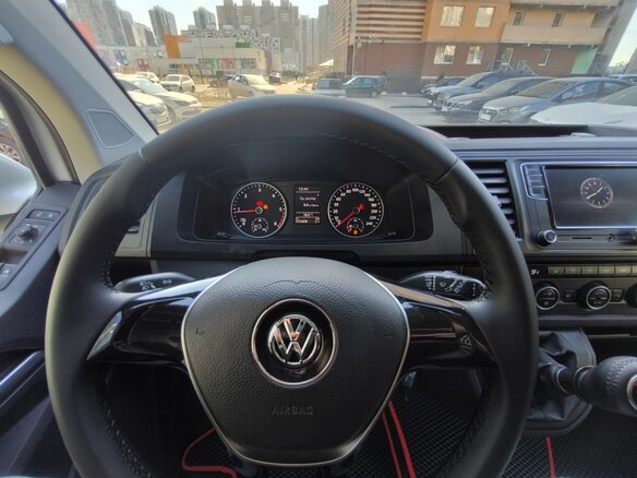 2015 Volkswagen Caravelle T6, белый, 2050000 рублей - вид 7