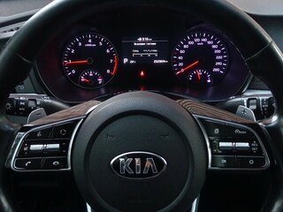 2019 Kia Optima IV Рестайлинг, белый, 1670000 рублей, вид 5