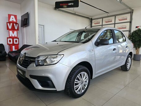 2018 Renault Logan II Рестайлинг, серебристый, 1075000 рублей, вид 1