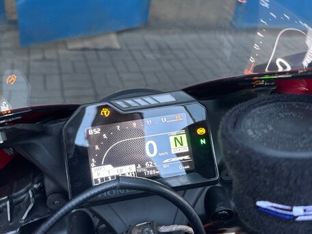 2018 Honda CBR 1000 RR/RA Fireblade, красный, 1450000 рублей, вид 2