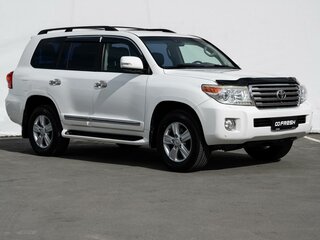 2012 Toyota Land Cruiser 200 Series Рестайлинг 1, белый, 3249000 рублей, вид 1